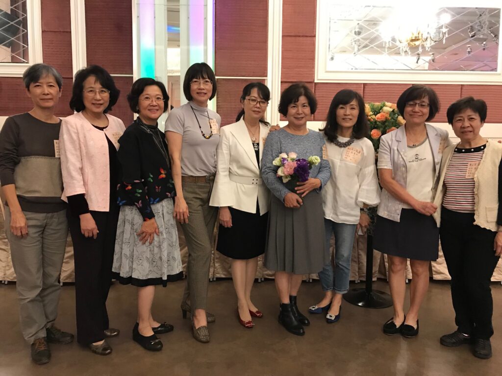 2018重返南女風華，67級的40重聚合影